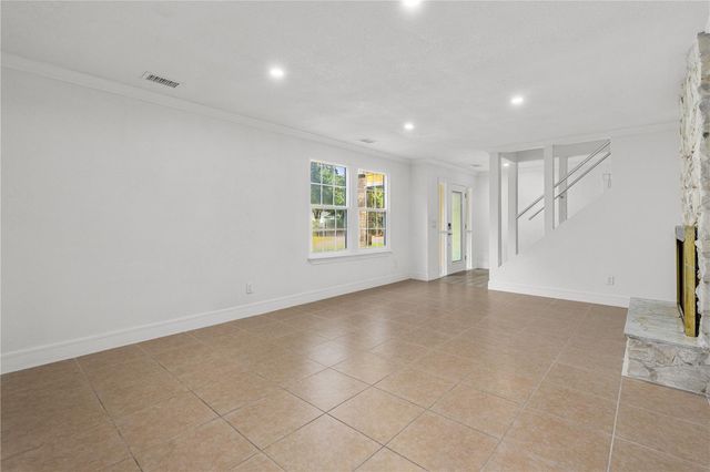 475 E WISCONSIN AVENUE, Orange City, FL 32763