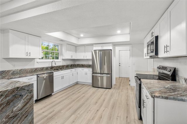 475 E WISCONSIN AVENUE, Orange City, FL 32763