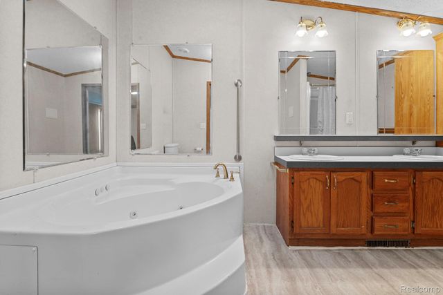 9740 Hathaway Drive, Salem Township, MI 48167