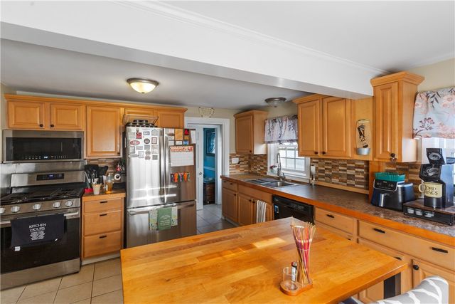 69 Clarner Street, Pawtucket, RI 02861