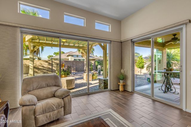 9014 W RUTH Avenue, Peoria, AZ 85345