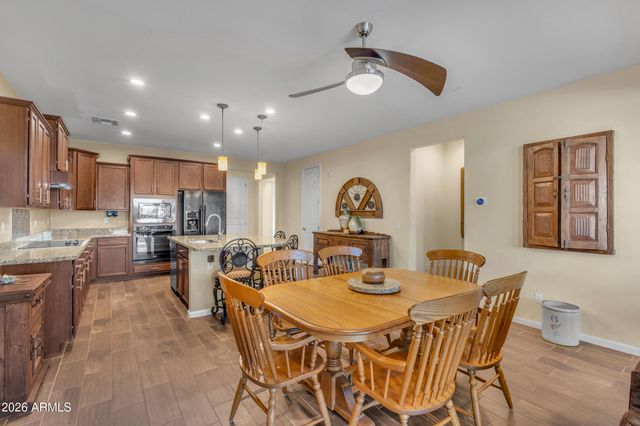 9014 W RUTH Avenue, Peoria, AZ 85345