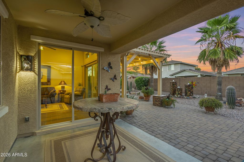 9014 W RUTH Avenue, Peoria, AZ 85345