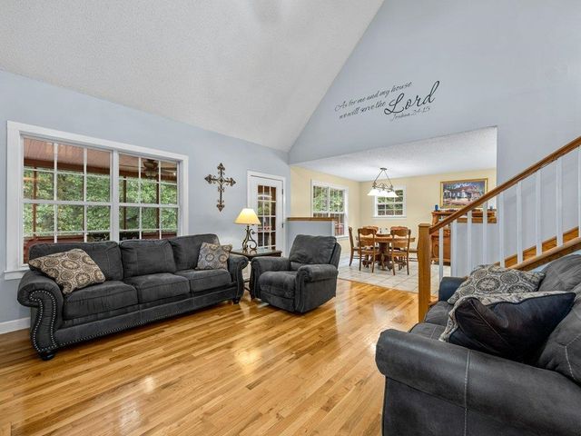 431 Patterson Rd, Spartanburg, SC 29307