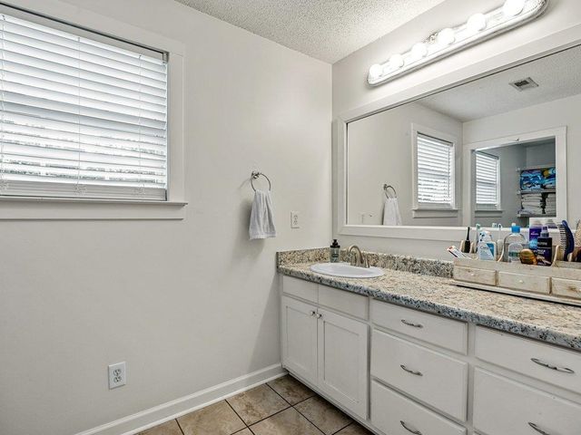 431 Patterson Rd, Spartanburg, SC 29307