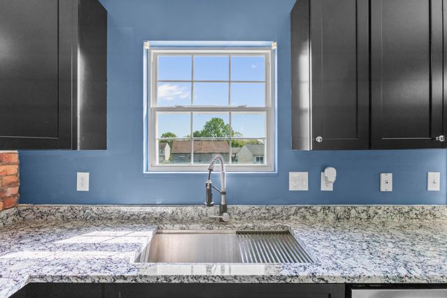1015 Shadowridge Drive, Elsmere, KY 41018