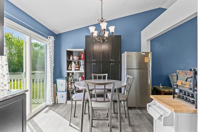 1015 Shadowridge Drive, Elsmere, KY 41018