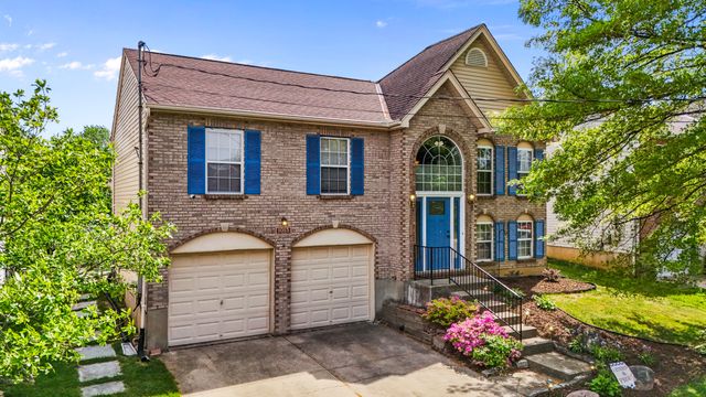 1015 Shadowridge Drive, Elsmere, KY 41018