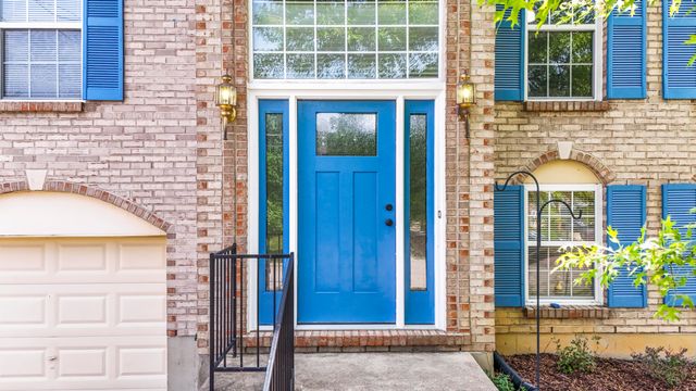 1015 Shadowridge Drive, Elsmere, KY 41018