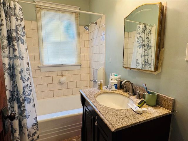 133 S Cypress Avenue, Kansas City, MO 64123