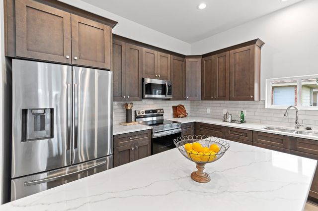 344 Colovista PKWY, Bastrop, TX 78602