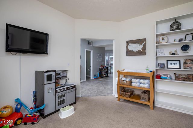 4847 Penoyer Lane, Indianapolis, IN 46235