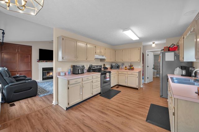 161 E Harbor, Hendersonville, TN 37075