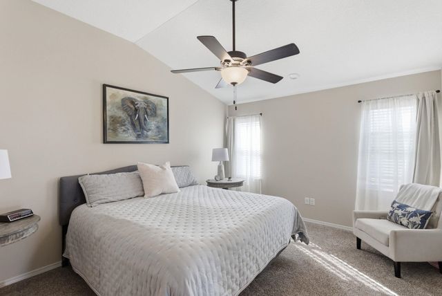 1130 N Lake Ridge Ct, Derby, KS 67037