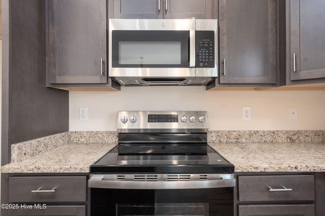 2032 Bluewater Boulevard, New Bern, NC 28562