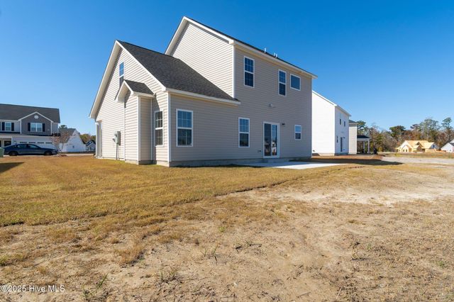2032 Bluewater Boulevard, New Bern, NC 28562