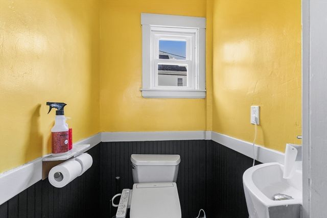 278 North Franklin St, Holbrook, MA 02343