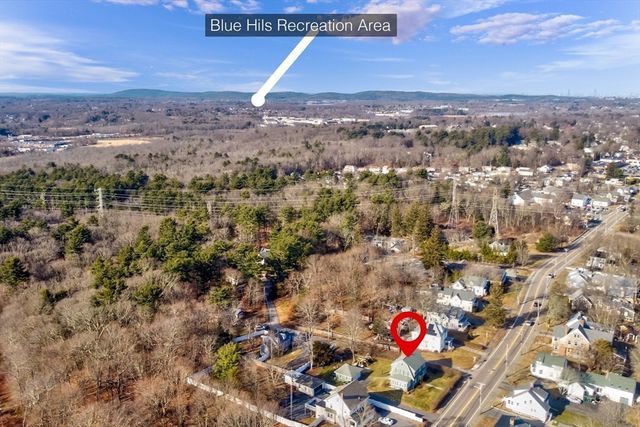 278 North Franklin St, Holbrook, MA 02343