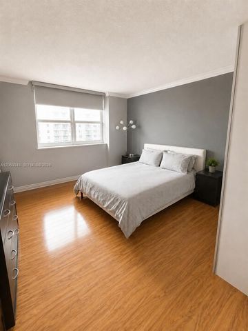1155 Brickell Bay Drive 2504, Miami, FL 33131