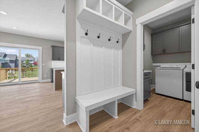 1845 Stratford Lane NW, Grand Rapids, MI 49534