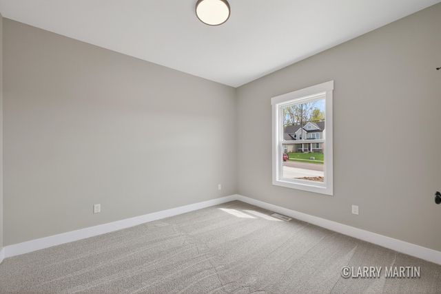 1845 Stratford Lane NW, Grand Rapids, MI 49534