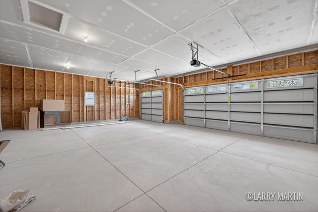 1845 Stratford Lane NW, Grand Rapids, MI 49534