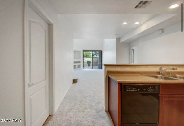 705 W Queen Creek Road 1207, Chandler, AZ 85248