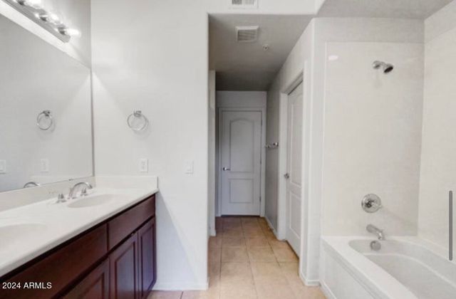 705 W Queen Creek Road 1207, Chandler, AZ 85248