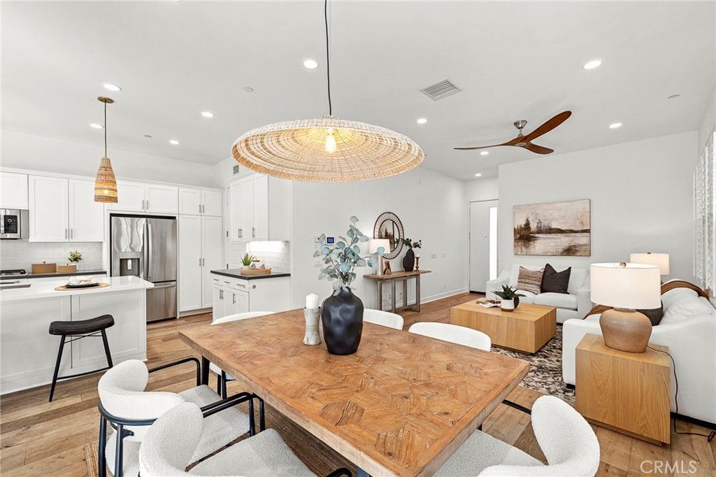 2111 Breakaway, Costa Mesa, CA 92627 — exterior