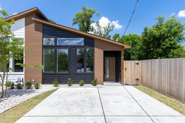 8109 Hamlet Street, Houston, TX 77078