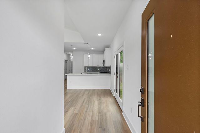 8109 Hamlet Street, Houston, TX 77078