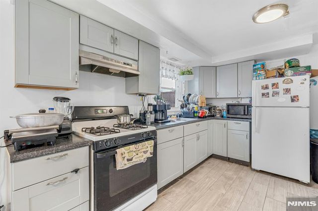 13 Allen Street 13, Passaic, NJ 07055