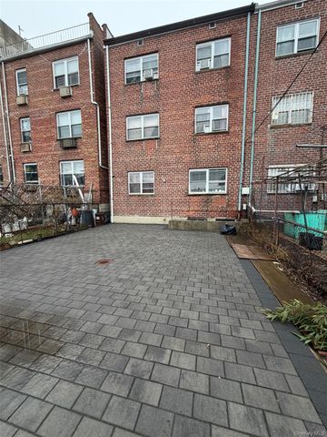 133-32 Avery Avenue, Flushing, NY 11355
