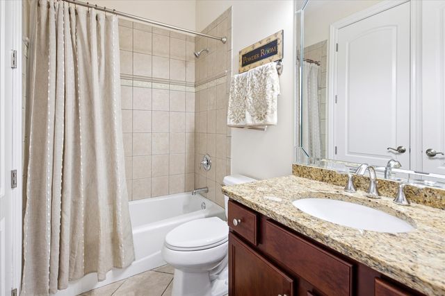 594 S Fairfield Avenue, Elmhurst, IL 60126