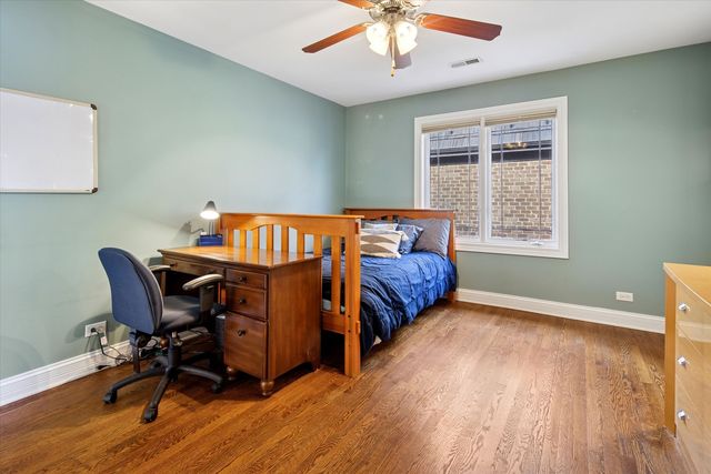 594 S Fairfield Avenue, Elmhurst, IL 60126