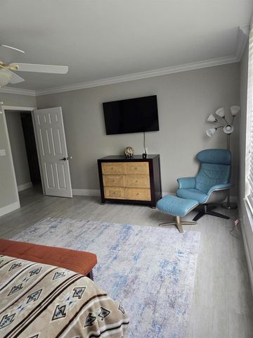 7580 Regency Lake Drive 402, Boca Raton, FL 33433
