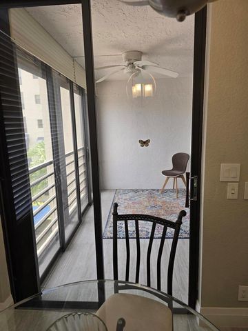7580 Regency Lake Drive 402, Boca Raton, FL 33433
