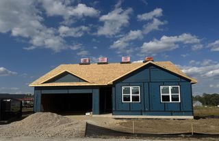 352 Dahlia Drive #036, Stoughton, WI 53589