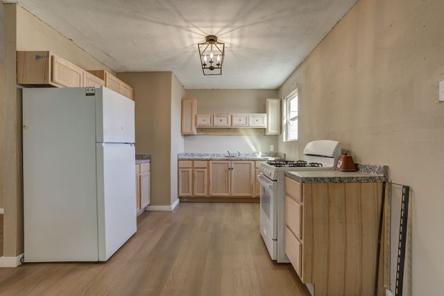 3204 E 2nd Street, Lubbock, TX 79403