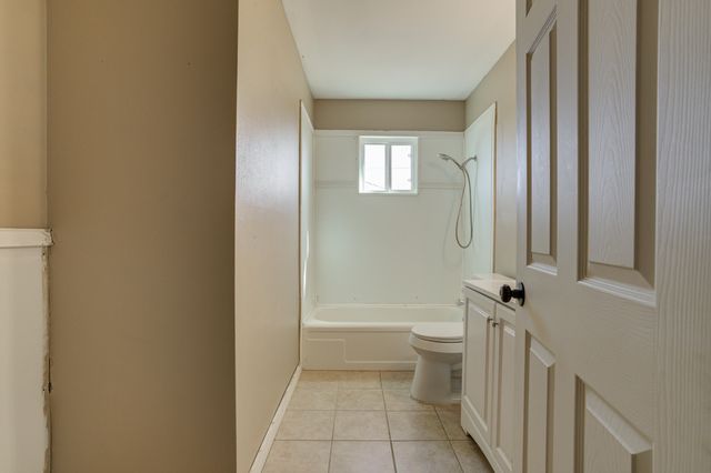 3204 E 2nd Street, Lubbock, TX 79403