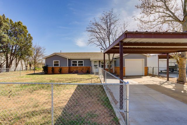 3204 E 2nd Street, Lubbock, TX 79403
