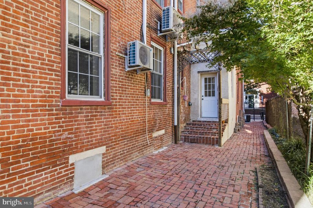 1632 MOUNT VERNON ST #PH, PHILADELPHIA, PA 19130 — photo 5