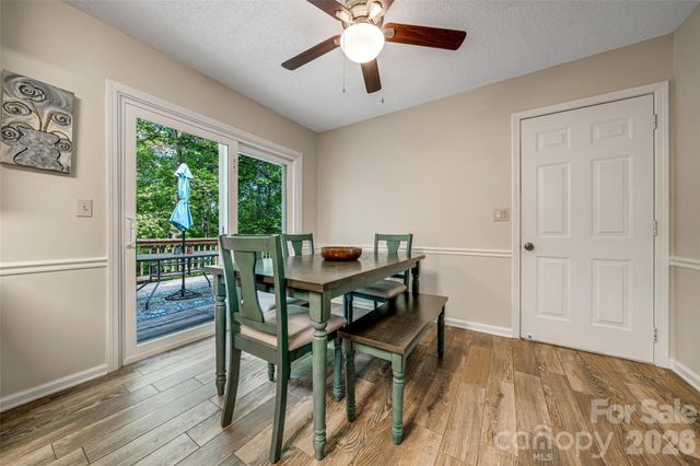 18 Tarragon Place, Flat Rock, NC 28731