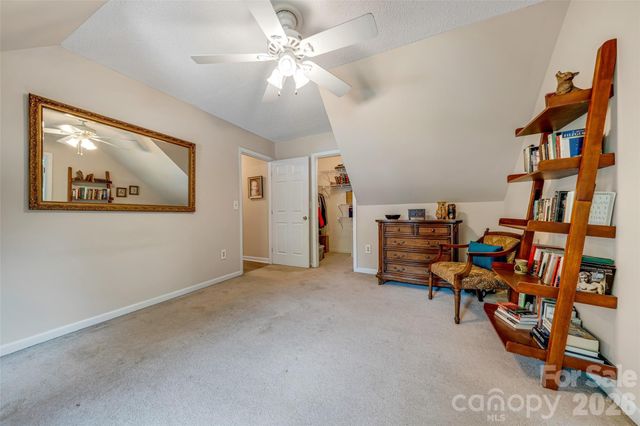 18 Tarragon Place, Flat Rock, NC 28731
