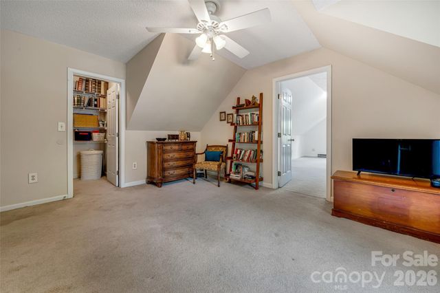 18 Tarragon Place, Flat Rock, NC 28731