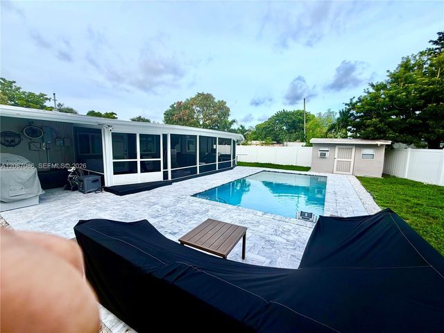 4580 SW 39th Street, West Park, FL 33023