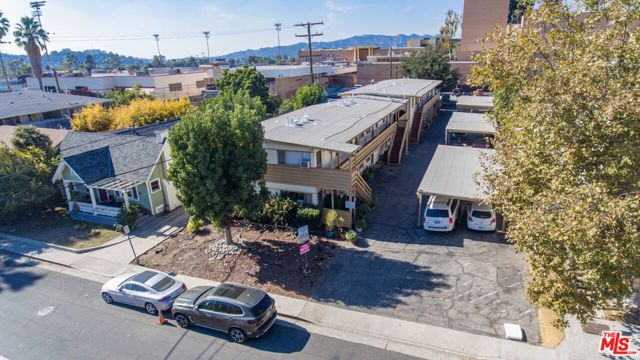 121 Maynard Street, Glendale, CA 91205