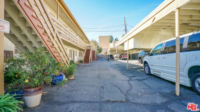 121 Maynard Street, Glendale, CA 91205