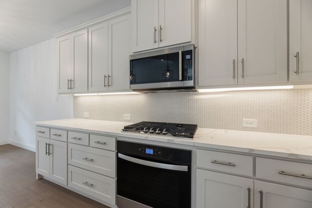 2180 Southwick Drive, Lewisville, TX 75067