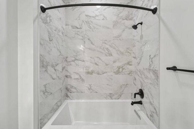 6640 Mooney Street, 308, Dublin, OH 43017